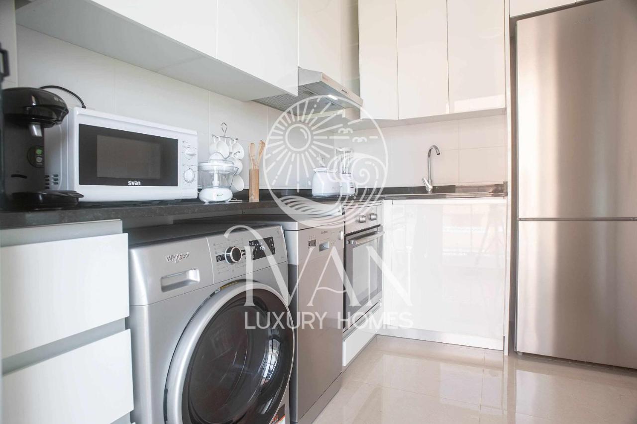 Casa Munteanu Ivan Luxury Homes 6ªpta Norte 1ªlinea 奥罗佩萨德尔马 外观 照片