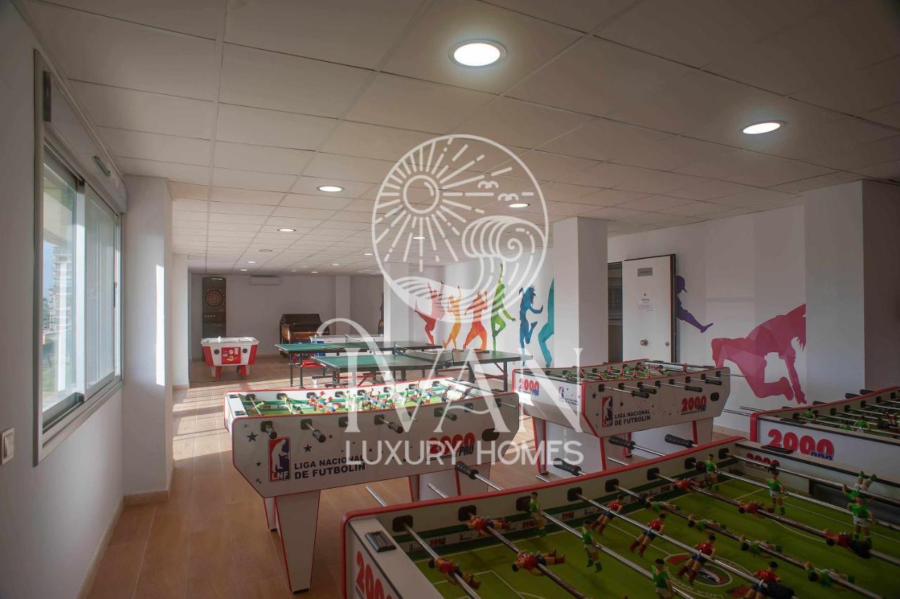 Casa Munteanu Ivan Luxury Homes 6ªpta Norte 1ªlinea 奥罗佩萨德尔马 外观 照片